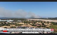 olbia vasto incendio alle porte di olbia chiusa la statale 125