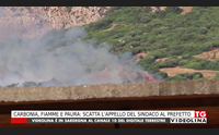 carbonia fiamme e paura scatta l appello del sindaco al prefetto