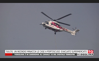sulcis un incendio minaccia le case a portoscuso evacuato supermercato