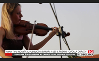 anna tifu incanta il pubblico a banari a lei il premio cipolla dorata
