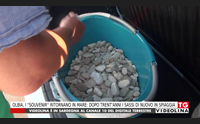 olbia i souvenir ritornano in mare dopo trent anni i sassi di nuovo in spiaggia