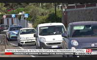 traffico di ferragosto in tutta l isola scatta il piano straordinario di controlli