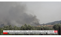 fuoco alle porte di capoterra case danneggiate ettari in cenere