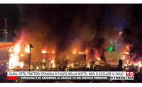 olbia otto trattori stradali a fuoco nella notte non si esclude il dolo