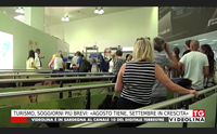 turismo soggiorni pi brevi agosto tiene settembre in crescita