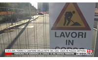cagliari fermo il cantiere della rete del gas caos in piazza deffenu